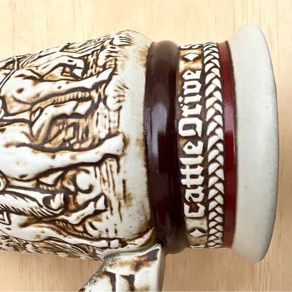 1980 Avon Beer Stein Mug Cattle Drive Stage Coach Roping Chuck Wagon - Picture 9 of 10